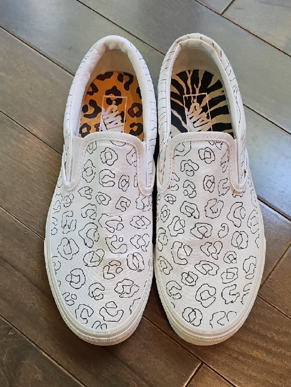 VANS Classic White Slip-On U-Paint Sneakers Leopard/Zebra Outline, M 9.5, W 11 - Picture 2 of 7